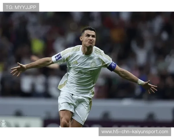 切尔西右路渗透：传中潮汐，最终在门前汇聚成进球