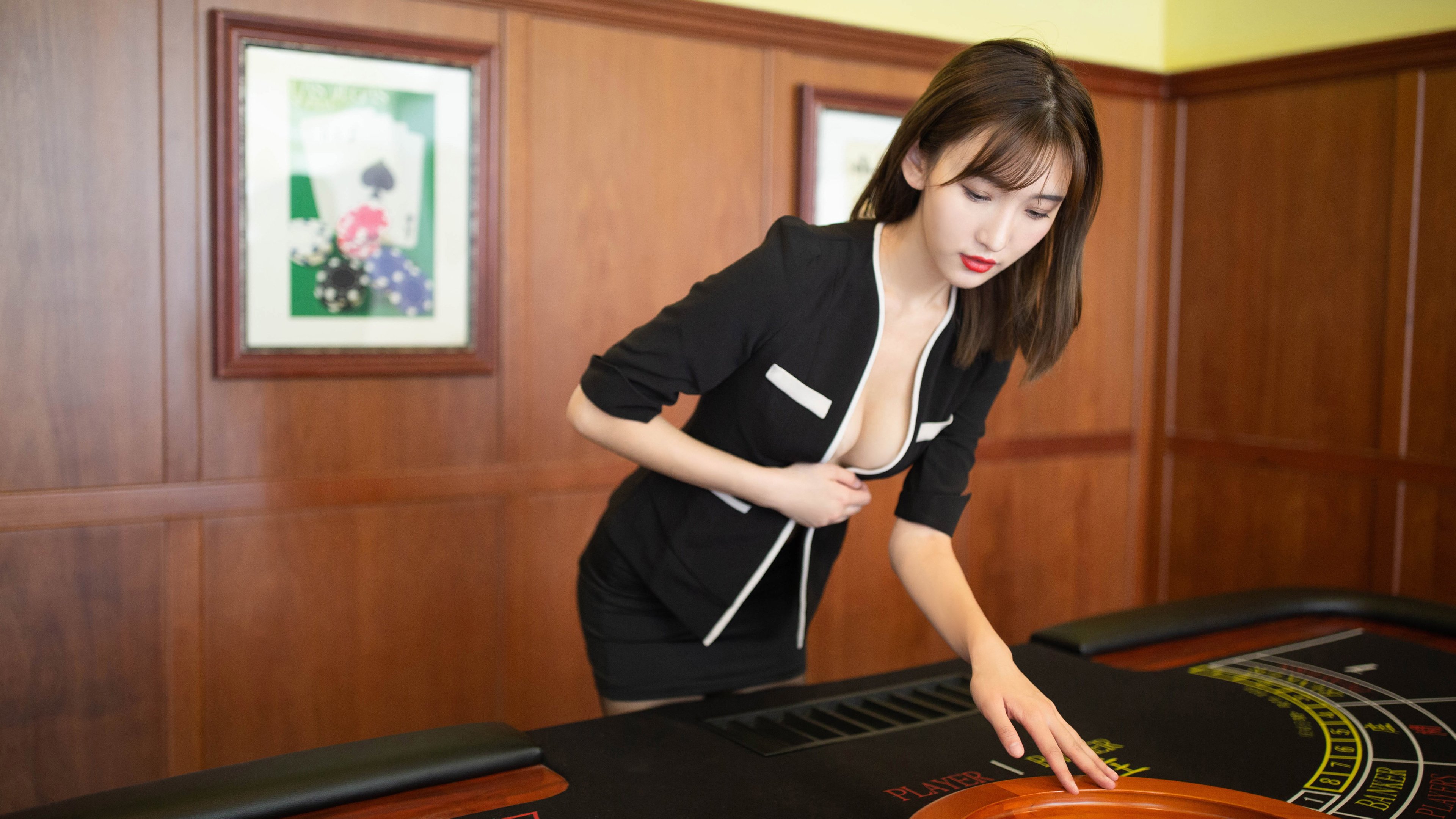 保利娜·普费夫10米跳台决赛夺冠有望